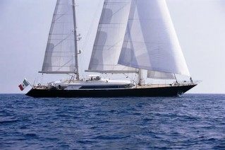 IS A ROSE - Profile Sailing